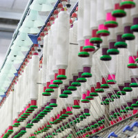 Why Are More and More UK Brands Choosing Chinese Clothing Manufacturers & Suppliers for Custom Streetwear Clothing?