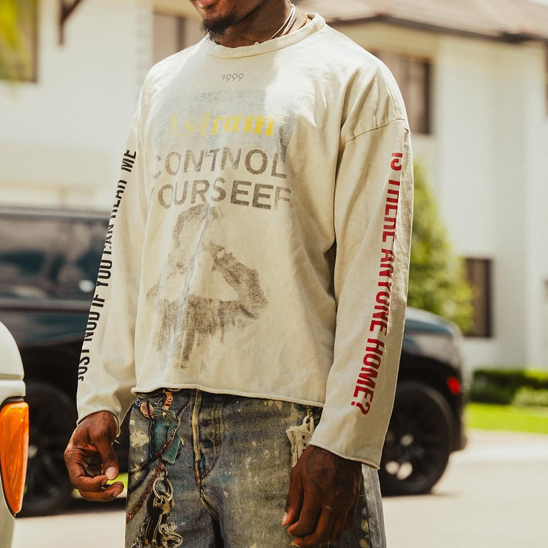 Streetwear quality control line in Dongguan, China supporting US streetwear brands | Groovecolor production floor