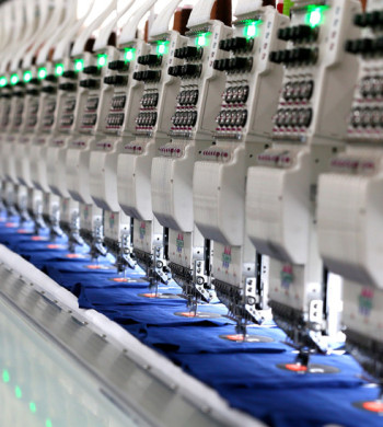 80s Fit vs 90s Fit | The Practical Manufacturer Playbook for Vintage Right Cut and Sew T-Shirts in Bulk