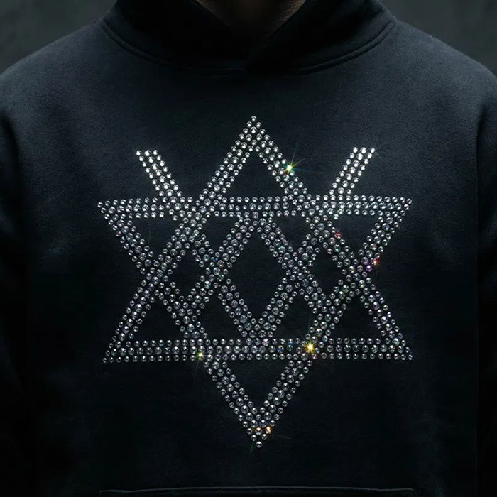 How Do Streetwear Brands Find a Rhinestone Hoodie Manufacturer That Actually Delivers at Scale?