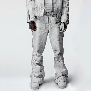 How Do Streetwear Brands Choose a Stacked Jeans Manufacturer That Can Handle Real Bulk Orders?