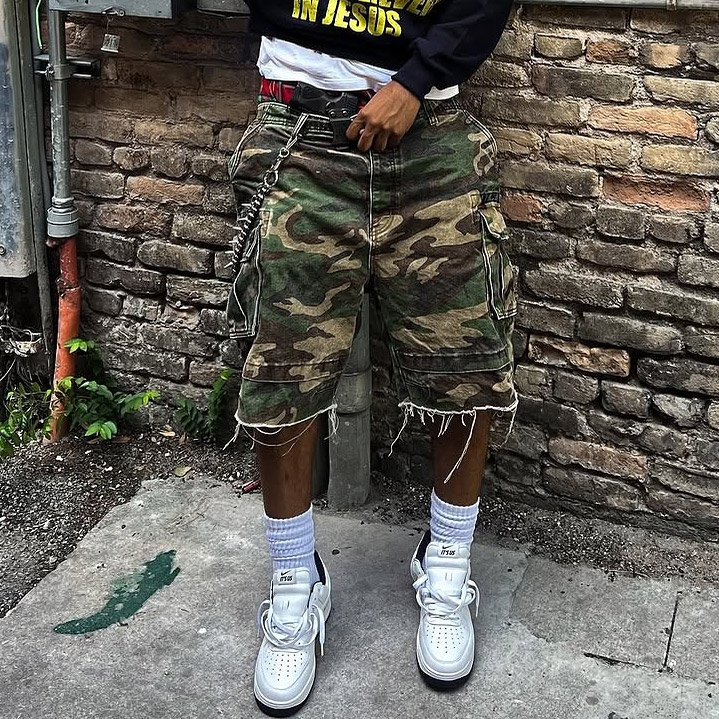 Cargo shorts pattern development and pocket placement for streetwear brands in Dongguan factory