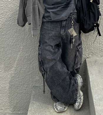 Why Vintage-Washed Cargo Pants Are Becoming a More Demanding Product Category for Streetwear Brands?