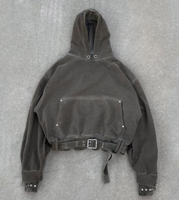 Top 9 Hoodie Manufacturers in Europe for Luxury Streetwear Brands and Men's Cut-and-Sew Programs