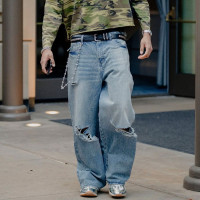 Men's Y2K Distressed Pants: How Y2K Clothing Manufacturers Build Authentic Vintage Streetwear at Scale?