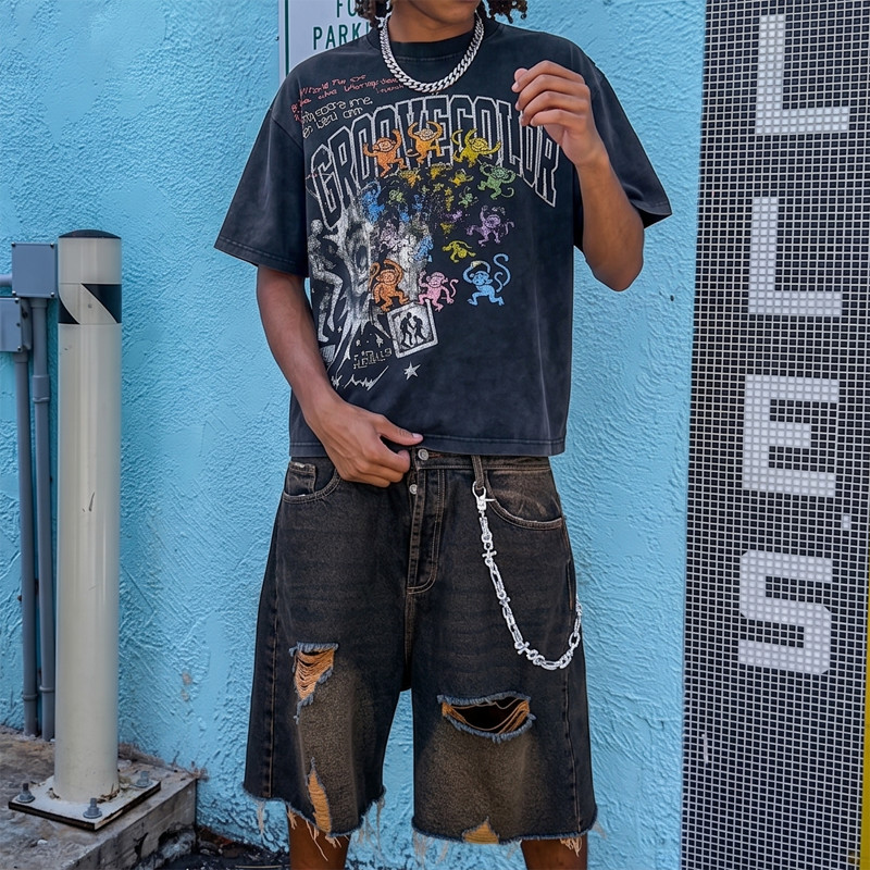 oversized streetwear T-shirt and baggy pants custom fit development