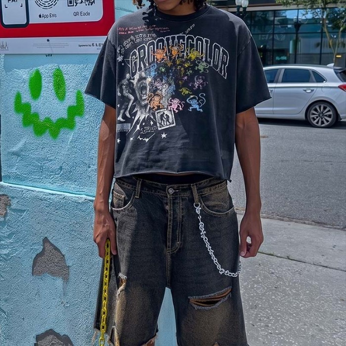 Custom Vintage Streetwear Tee Manufacturer | Oversized Black DTG T-Shirt with Cracked Print | Groovecolor