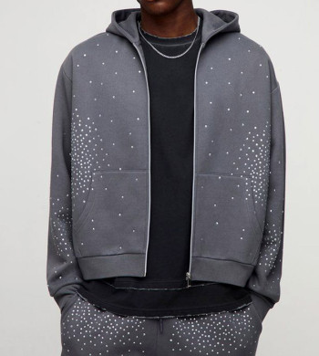 The Two-Piece Test: How Premium Tracksuit Factories Build Heavyweight Men's Sets That Hold Their Shape?