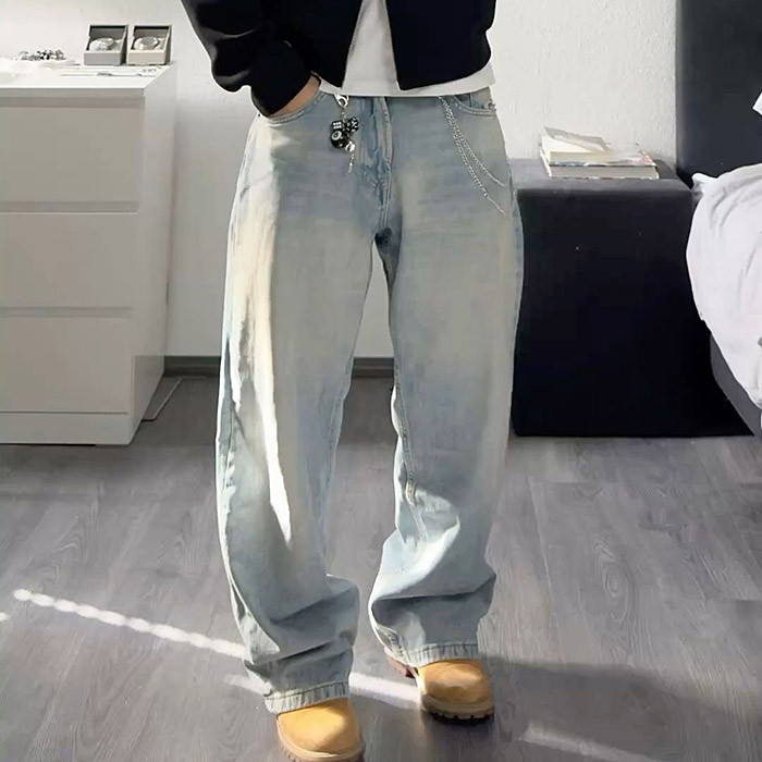Top Canada Streetwear Pants Manufacturers: Quebec, Calgary, and the Cut-and-Sew Reality Behind Premium Pants