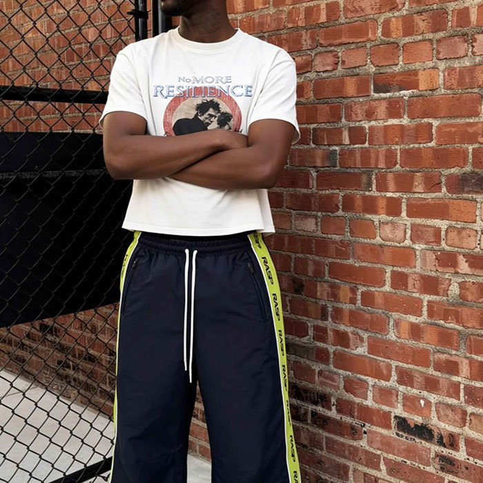 The Oversized T-Shirt Test: How Premium Menswear Brands Vet China OEM Manufacturers Before Bulk Production?