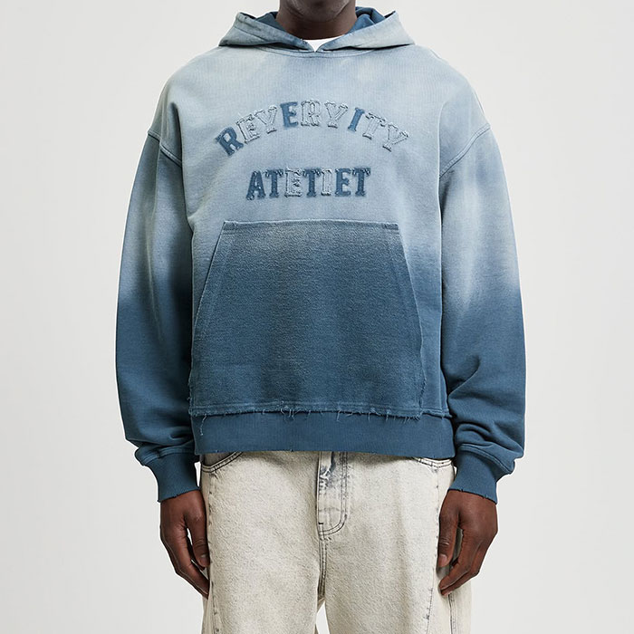 China OEM streetwear factory audit for premium brands reviewing fit, fabric, and bulk production evidence