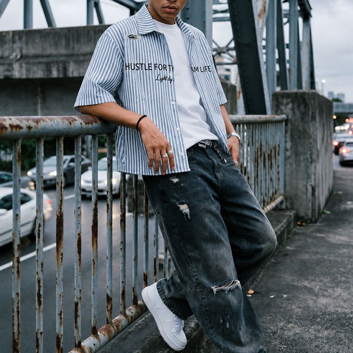 Vintage striped streetwear shirt boxy fit front view