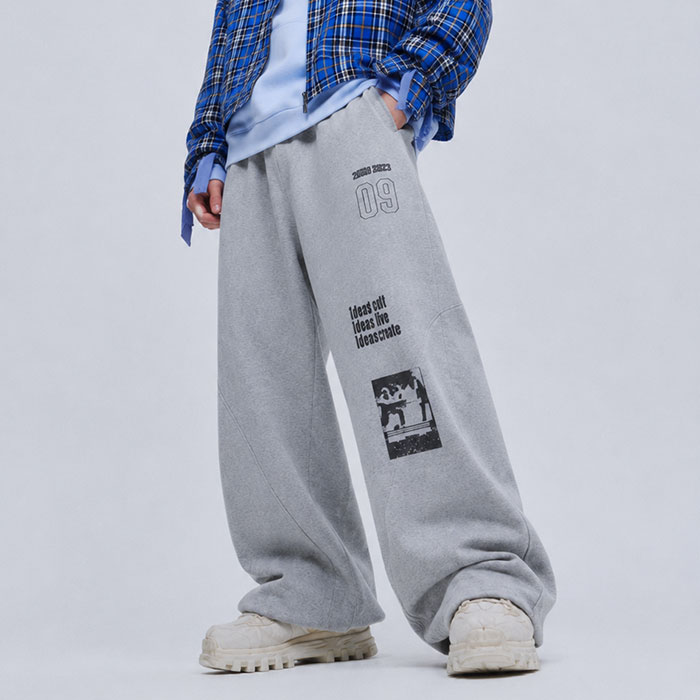 GSM fabric swatches for custom streetwear sweatpants production in Dongguan
