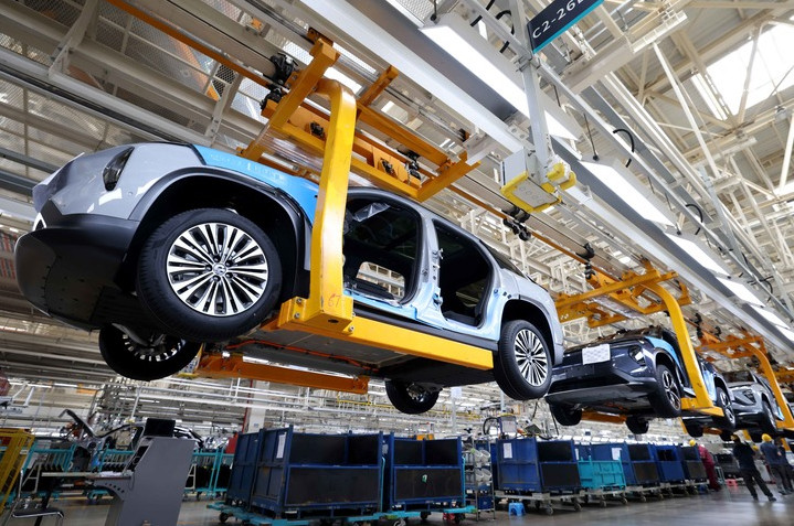 Industrial Robots in the Automotive Industry