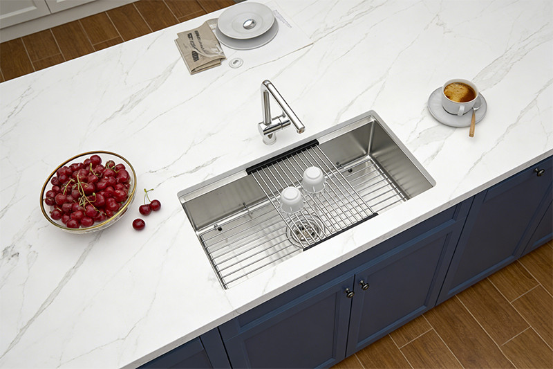 stainless steel kitchen sink