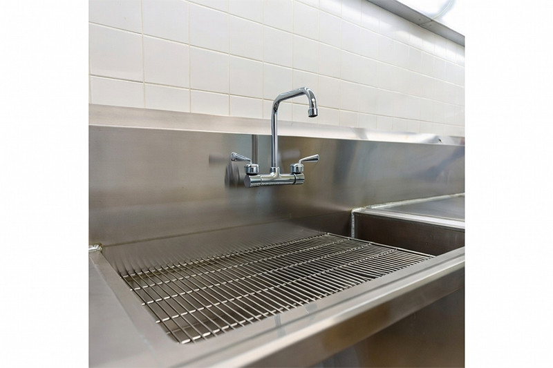 Commercial stainless steel sink