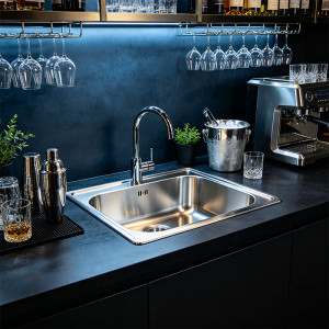 The Outdoor Bar Sink with Ice Bin Explained: Keeping Your Drinks Cool
