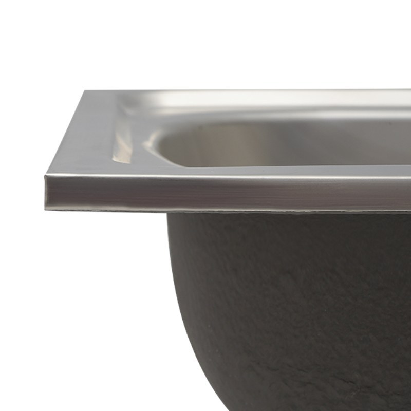 Rolled rim and edge detail of the DD403 304 stainless steel drainboard sink