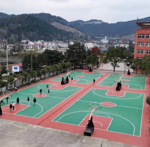 مشروع تجديد الملعب الرياضي لمدرسة كاندلايت الإعدادية التابعة لرابطة قوانغيوان الديمقراطية