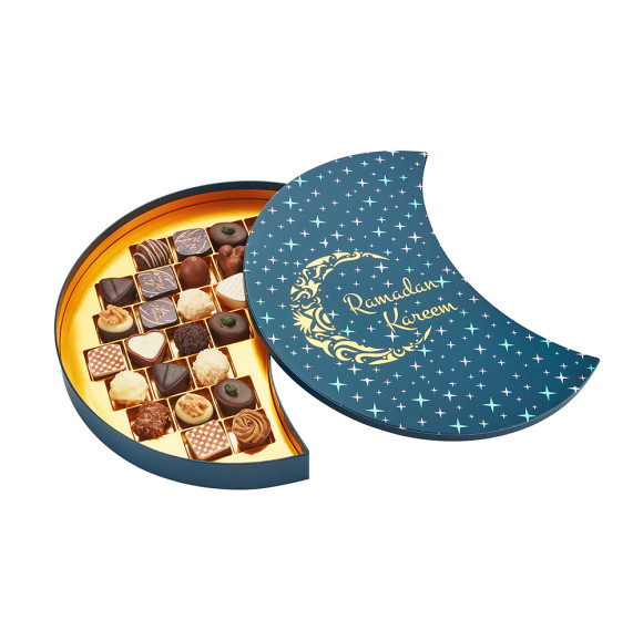 Moon Shaped Chocolate Box Use Rigid Cardboard | With High-quality Gold Foil Stamping Design