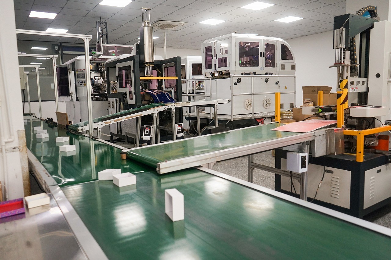DHP Factory's Automatic Assembly Machine