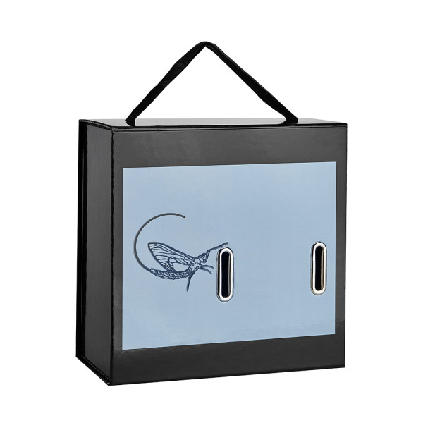 Custom Luxury Packaging Boxes | Foldable Clothing Box With Magnetic Lid  | Eco Material For Brands