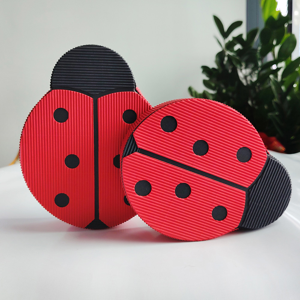 Ladybug Shaped Gift Box for Candy