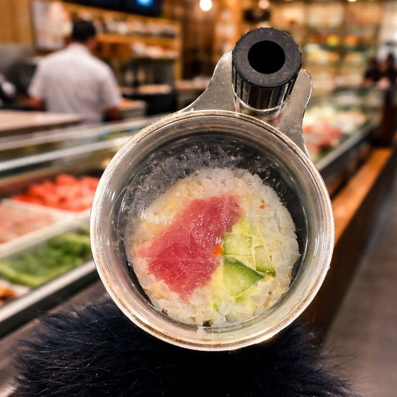 Push-Push Sushi Packaging Box