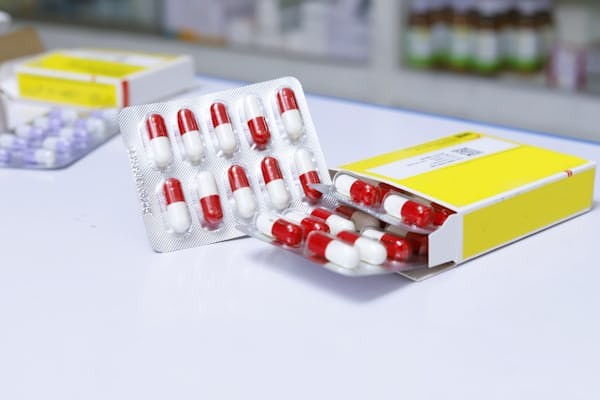 Professional printing and finishing for peptide packaging boxes