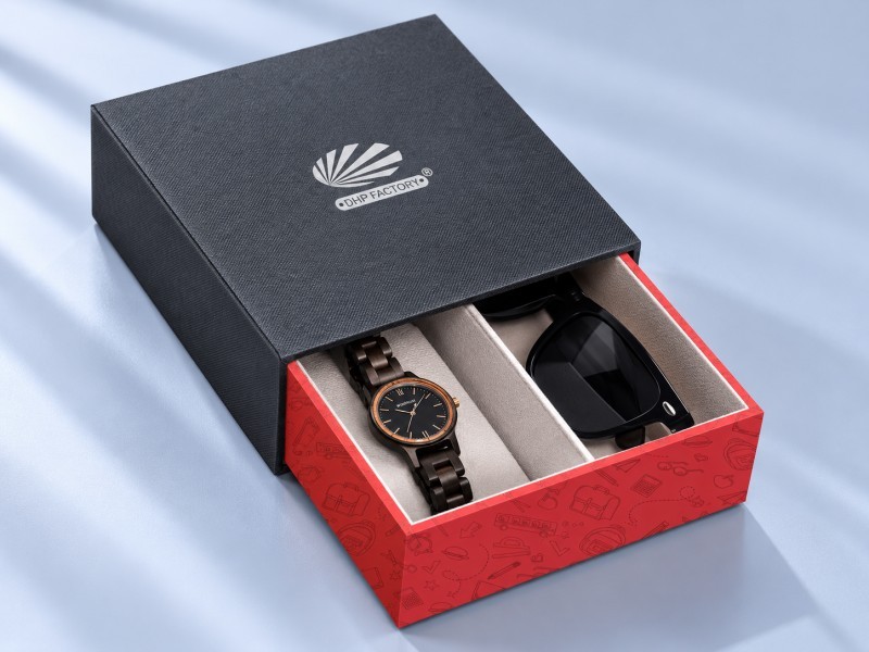 Custom drawer gift boxes for fashion and accessories
