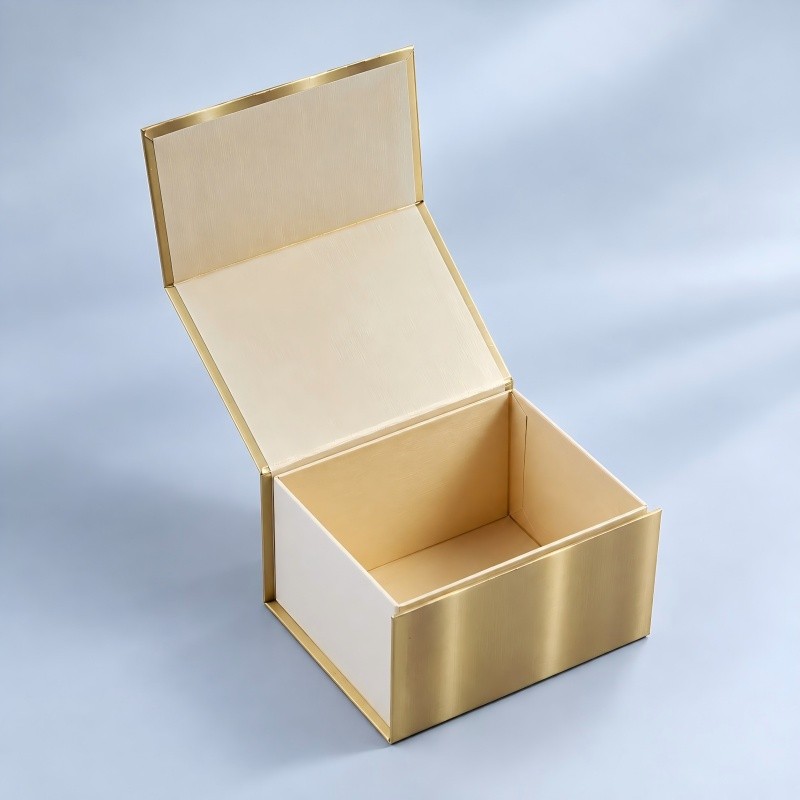 Luxury magnetic folding rigid box