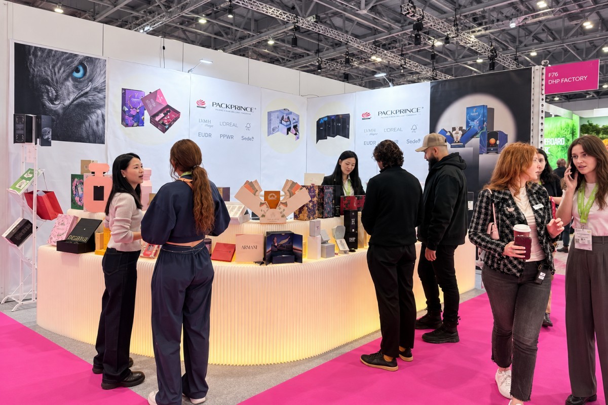 DHP Boxes exhibition team and custom packaging displays at London Packaging Week 2026, booth F76