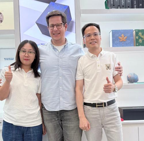 Long-Term German Customer Visits Our Packaging Factory to Discuss a New Concert Packaging Project