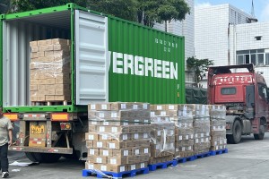 How to Protect Custom Rigid Boxes During International Shipping