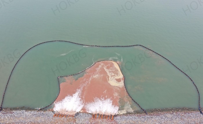 Effect of using silt curtain