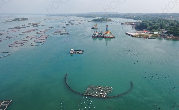 silt curtains are used in marine aquaculture protection