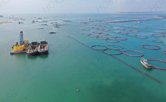 silt curtains are used in marine aquaculture protection