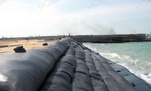 Why Use Geotextile Tubes for Coastal Protection and Erosion Control?