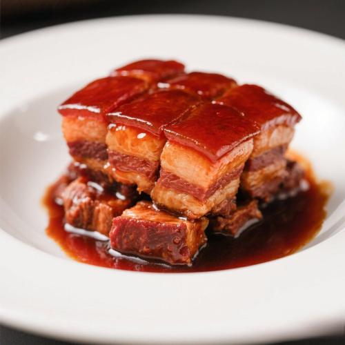 Yinghok Braised Pork Sauce：Excels in braising, stewing, frying and simmering