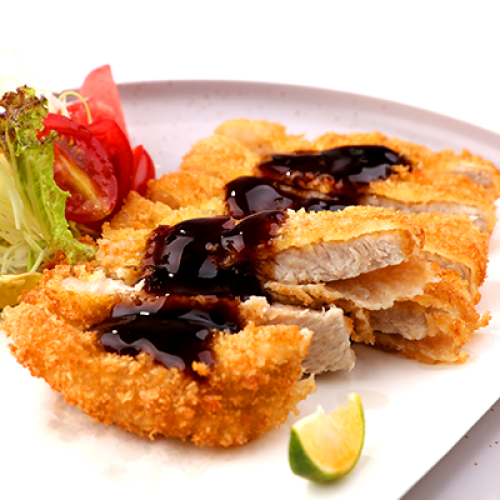 Delicious Fried Pork Chops with Yinghok Tonkatsu Sauce Recipe