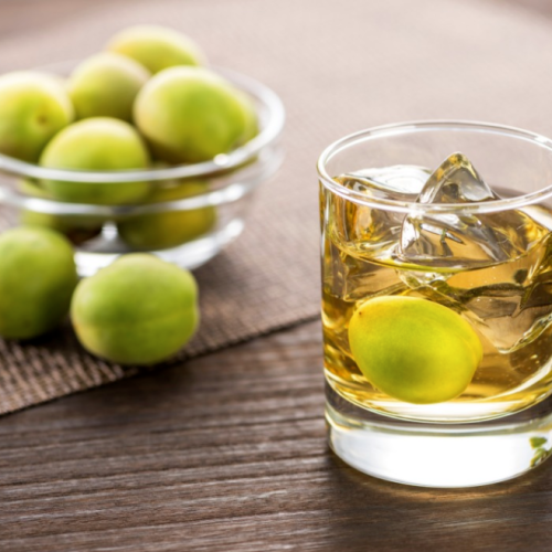 A Beginner's Guide to Sake and Fruit Wine: Easily Start Your Yinghok Journey