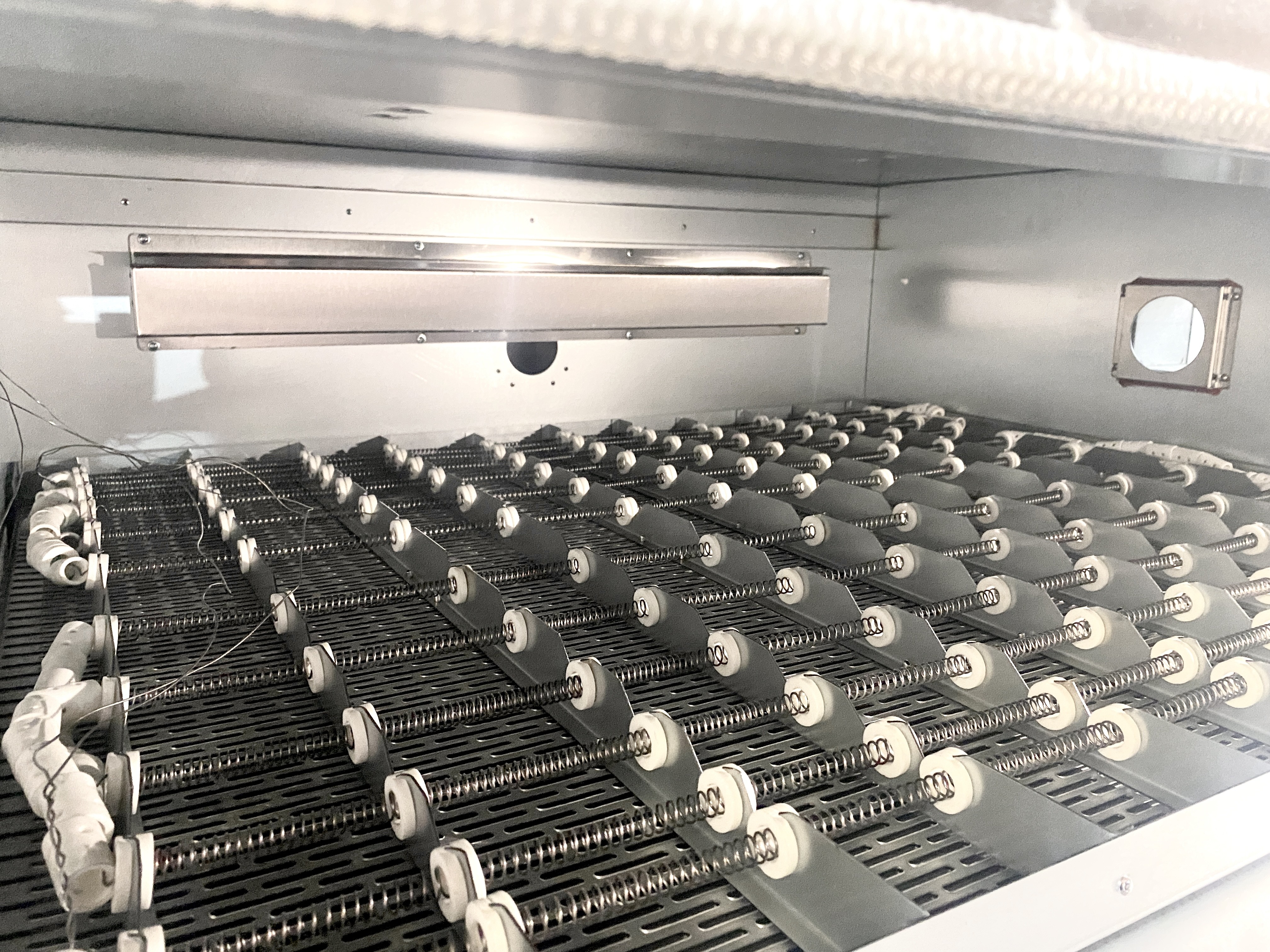 Heating element wire for commercial deck oven