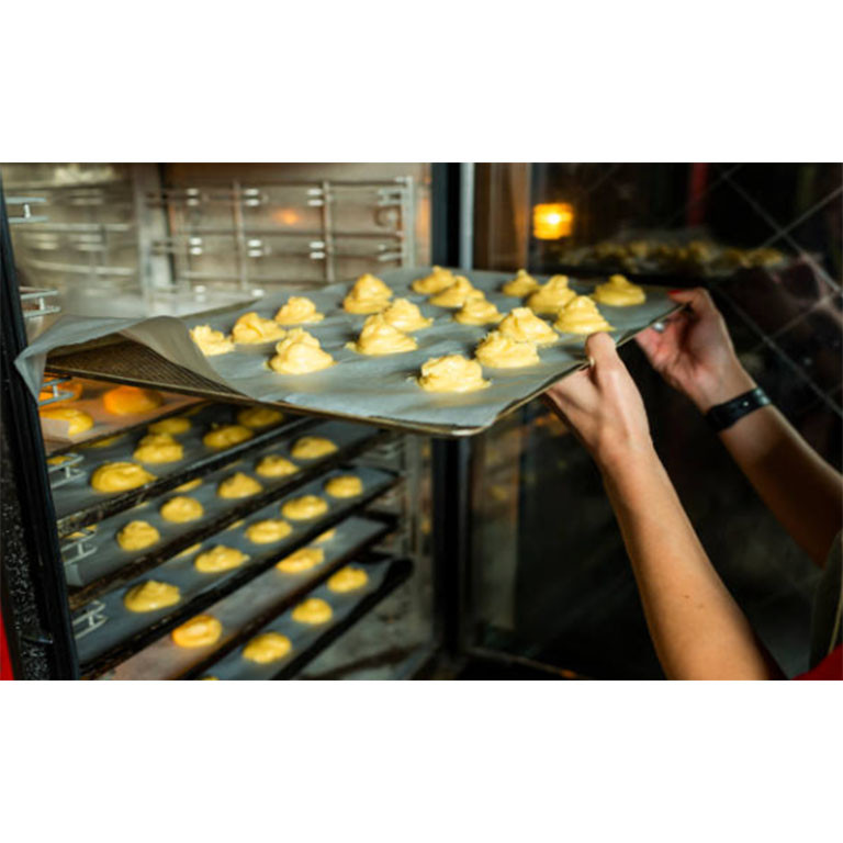 What is a Commercial Deck Oven? Deck vs. Convection for Optimal Bakery Performance