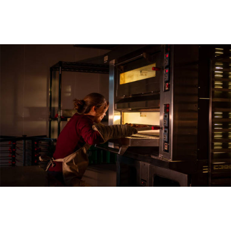 Everything You Should Know About Commercial Deck Oven Technology