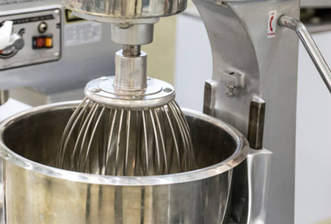 This article focuses on mixers, one of the most widely used and price-sensitive pieces of baking equipment. It explores four key aspects — selection criteria, pricing structure, cost evaluation, and supplier screening — to help you clearly understand the decision-making process when purchasing mixing equipment from China.