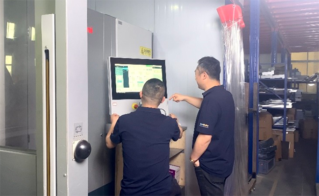 enables complex and precise sheet metal processing, ensuring structural stability, oven cavity sealing, and refined aesthetics, while significantly improving heat retention and temperature uniformity.