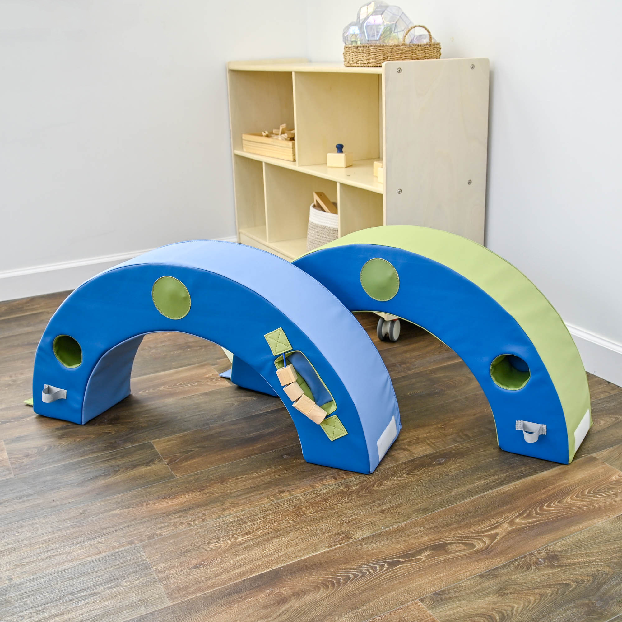 Interesting parameters of children's sofa
