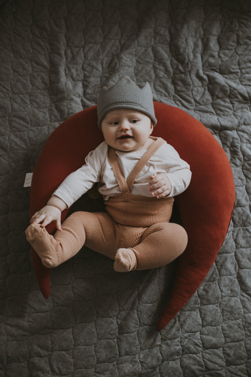 Moon Shape Honey Nursing Baby Pillow with Zipper for Breastfeeding OEM