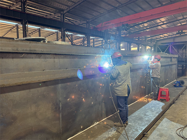 Datang Huayin Zhuzhou 2x1 million kilowatt capacity expansion and upgrading of water intake pump ship is in hot production!