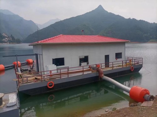 Floating Tube Structure
